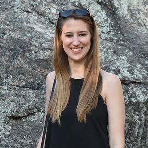 Meet your Posher, Casey